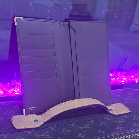 Cartier Burgandy Leather Wallet with Gold Accent - Picture 4 of 15